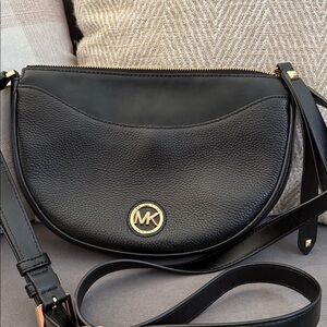 Michael kors leather crossbody bag